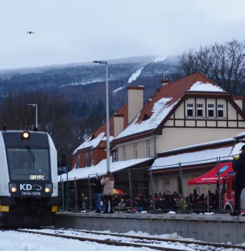 Od 10 grudnia pojedziemy Kolejami Dolnośląskimi do izerskiego kurortu