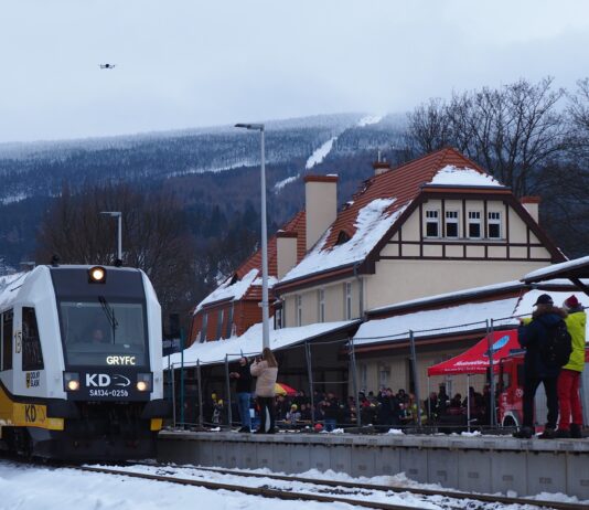 Od 10 grudnia pojedziemy Kolejami Dolnośląskimi do izerskiego kurortu