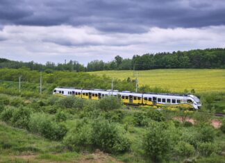 Nowe połączenia Kolei Dolnośląskich od 9 marca: z Wrocławia do Czech, Berlina i w Karkonosze