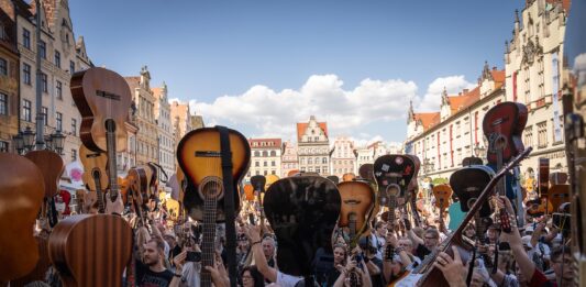 Rusza rejestracja uczestników 23. Gitarowego Rekordu Świata we Wrocławiu