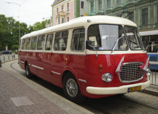 Ruszyły Wrocławskie Linie Turystyczne! Podróżuj zabytkowymi pojazdami na jednym bilecie