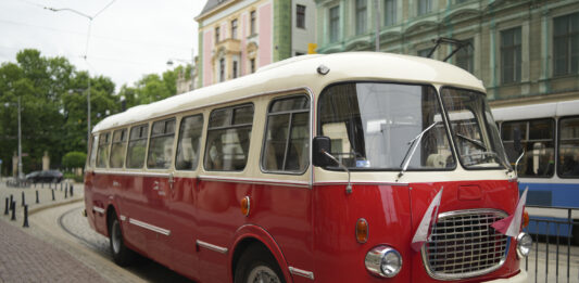 Ruszyły Wrocławskie Linie Turystyczne! Podróżuj zabytkowymi pojazdami na jednym bilecie