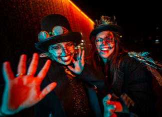 Halloweenowe imprezy i wydarzenia we Wrocławiu! Sprawdź, jak zabawić się w tym czasie w mieście! Na zdjęciu Halloween w Hydropolis /Rafał Ogrodowczyk