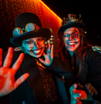 Halloweenowe imprezy i wydarzenia we Wrocławiu! Sprawdź, jak zabawić się w tym czasie w mieście! Na zdjęciu Halloween w Hydropolis /Rafał Ogrodowczyk