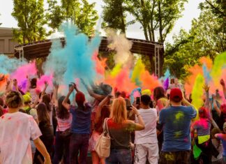 Holi Święto Kolorów we Wrocławiu: Kolorowe zakończenie lata na Wyspie Słodowej!