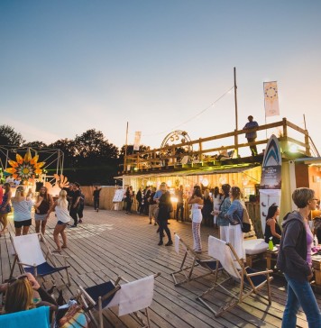 Beach Bary we Wrocławiu. Gdzie spędzić letni wieczór ze znajomymi? Na zdjęciu HotSpot Beach Bar /HotSpot