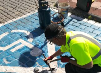 We Wrocławiu ruszył system zajętości miejsc parkingowych, ale nie dla wszystkich