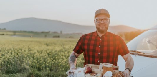 We Wrocławiu działa EkoBus – dowiezie produkty prosto z pola do Twojego domu!