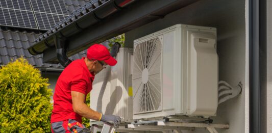 Montaż klimatyzacji we Wrocławiu – sprawdź, jak zrobić to dobrze i uniknąć kosztownych błędów Montaż klimatyzacji we Wrocławiu