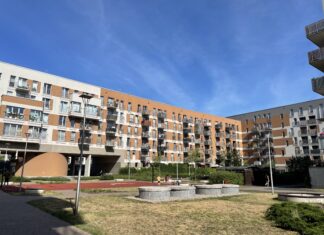 09.1 Diabła adwokatura i sądownictwo, czyli nowe budownictwo. Osiedle przy ul. Zakładowej.