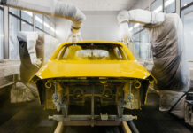Kolory w wersji premium. Jak wygląda praca lakiernika samochodowego we Wrocławiu?