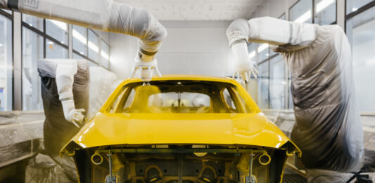 Kolory w wersji premium. Jak wygląda praca lakiernika samochodowego we Wrocławiu?