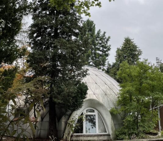 Wrocław: Dom Igloo. Oryginalny pomysł czy ekstrawagancki wymysł? Historia, która kryje się za ścianami