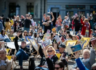 Czytelniczy Rekord Wrocławia ustanowiony! 796 czytelników na Placu Solnym