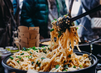 Wrocław zapachnie trawą cytrynową, imbirem i ostrym chilli. 3 Festiwale jedzenia i napoi