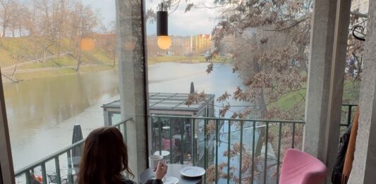 3 kawiarnie nad wodą we Wrocławiu, które warto odwiedzić!