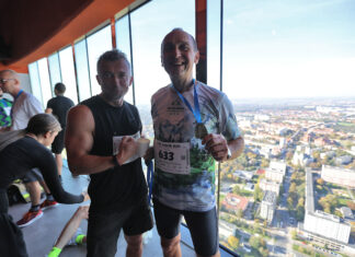 10. edycja Sky Tower Run z rekordową frekwencją. Najwyższy budynek we Wrocławiu czeka na śmiałków!