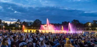 Hala Stulecia szykuje hit wakacji. Darmowe kino, koncerty, silent disco i sport przez całe lato