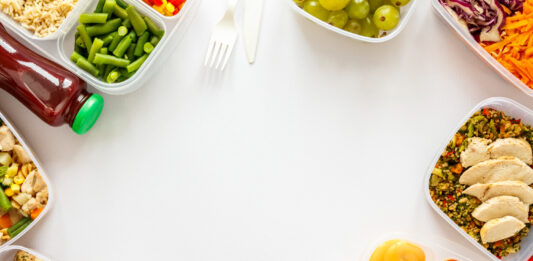 Catering dla firm – jaką firmę wybrać we Wrocławiu?