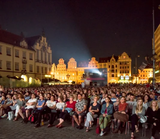 Bezpłatne kino na wrocławskim Rynku. Tauron Nowe Horyzonty 2026. Blisko 300 filmów, światowe premiery i kino pod gołym niebem