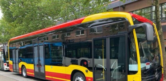 Wrocław: Kilkadziesiąt nowych autobusów pojawi się na liniach miejskich i aglomeracyjnych. Miasto rozstrzygnęło przetarg