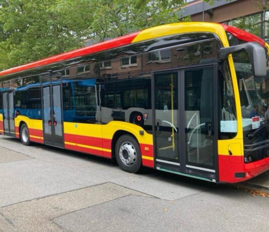 Wrocław: Kilkadziesiąt nowych autobusów pojawi się na liniach miejskich i aglomeracyjnych. Miasto rozstrzygnęło przetarg