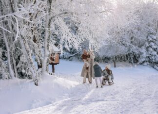 Wodospad z „Opowieści z Narnii”, Zakręt Śmierci i szlak Ducha Gór – to wszystko znajdziesz w Szklarskiej Porębie