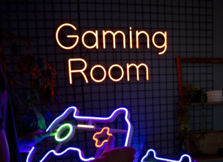 Oryginalny prezent pod choinkę? Sprawdź, dlaczego personalizowany neon to hit tego roku