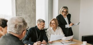 Jak zarządzać PR kryzysowym? Sprawdzone strategie, które chronią wizerunek marki