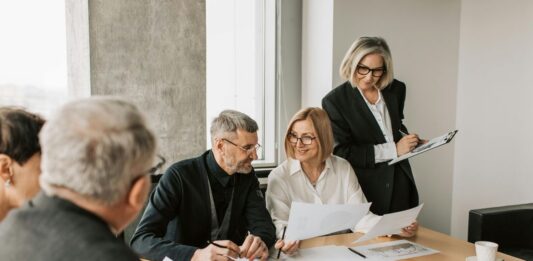 Jak zarządzać PR kryzysowym? Sprawdzone strategie, które chronią wizerunek marki