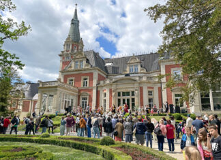 Dni Przyrodników we Wrocławiu w parku przy Pałacu Pawłowice