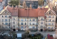 Ruszają zapowiadane remonty kamienic na wrocławskim Brochowie