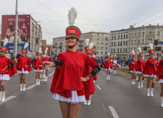 Wrocław: Radosna Parada Niepodległości przejdzie przez ulice miasta