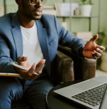 Kiedy biuro wirtualne jest lepsze niż coworking?