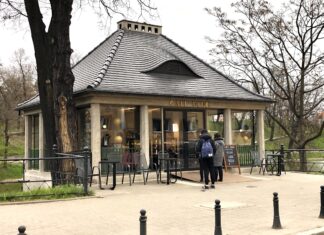 Kawiarnia Cafe Berg już otwarta! Domek nad fosą Maxa Berga zaprasza