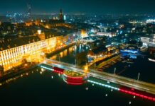 Mosty Uniwersyteckie Najlepszą Inwestycją Oświetleniową 2025 roku w Polsce