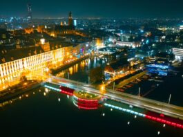 Mosty Uniwersyteckie Najlepszą Inwestycją Oświetleniową 2025 roku w Polsce