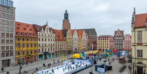 Powrót lodowiska na Rynek jednym z najmocniejszych punktów tegorocznej zimy we Wrocławiu