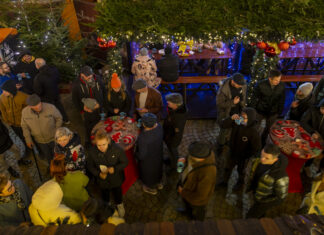 Ponad 1,6 miliona wizyt na Jarmarku Bożonarodzeniowym we Wrocławiu – świąteczna magia przyciągnęła tłumy!