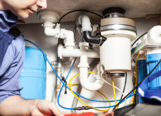 Jak wybrać najlepsze materiały do instalacji hydraulicznych i sanitarnych?