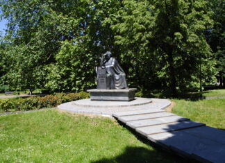 Park Juliusza Słowackiego we Wrocławiu – między naturą a miastem