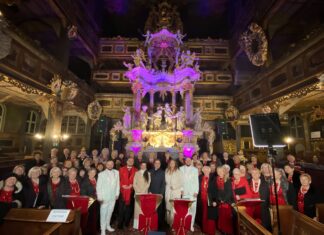 Wrocławski Chór Seniora zaśpiewał w Kościele Pokoju w Świdnicy