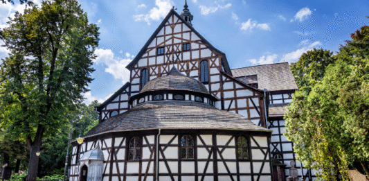 Festiwal Bachowski i muzyczna Świdnica przyciągają coraz więcej Wrocławian. Nie tylko na koncerty