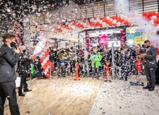 Nowy hipermarket w Magnolia Park już otwarty!