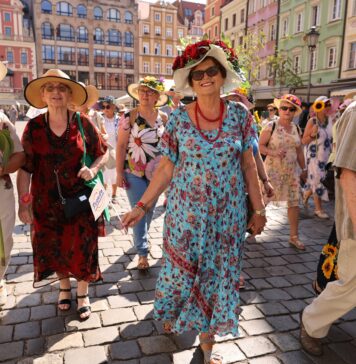 Już po raz szesnasty Wrocław zaprasza na Dni Seniora – 150 wydarzeń dla seniorów! Marsz Kapeluszy