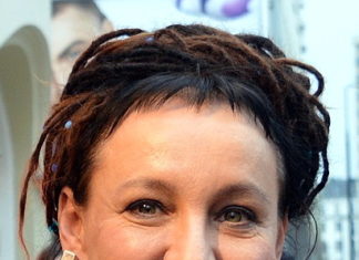 Czytasz książki Olgi Tokarczuk? MPK pojedziesz za darmo i dostaniesz zniżkę do kina!