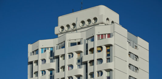 Nie taki Manhattan straszny, jak mówią – historia sedesowców