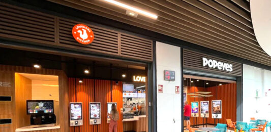 Wrocław: Znamy dokładną datę otwarcia pierwszej w Polsce restauracji Popeyes