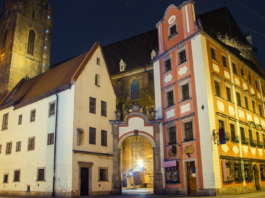 Wrocławskie zabytki: Kamieniczki Jaś i Małgosia – historia i mroczna legenda, o których mogliście nie wiedzieć