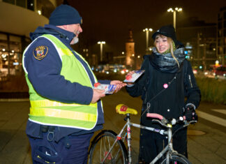 Bądź widoczny! Darmowe lampki dla rowerzystów we Wrocławiu